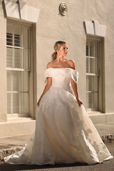D3971 Dress & Shawl Primary Photo
